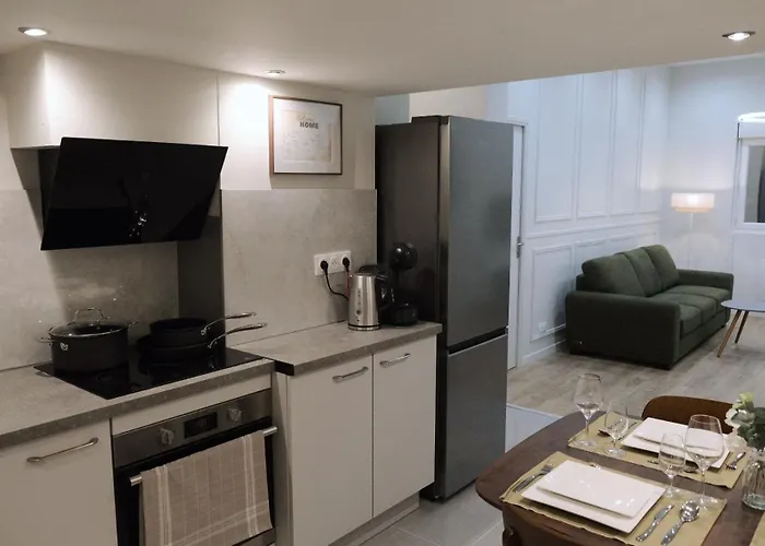 Mezzanine Contemporain Hypercentre - Chez Jannie Lägenhet