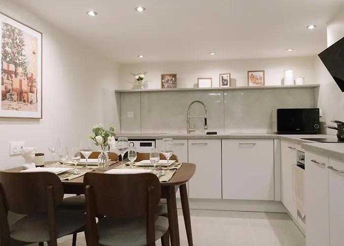 Mezzanine Contemporain Hypercentre - Chez Jannie Daire *